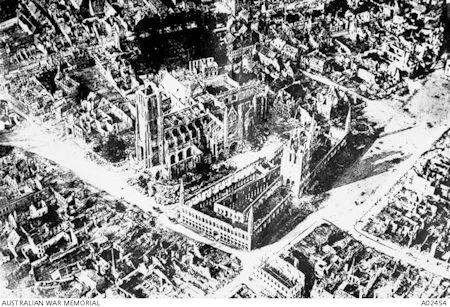 Ypres centrum April 1915 - 65kB jpg
